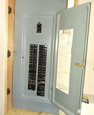 23074 N CHEROKEE Road, Cuba, IL 61427