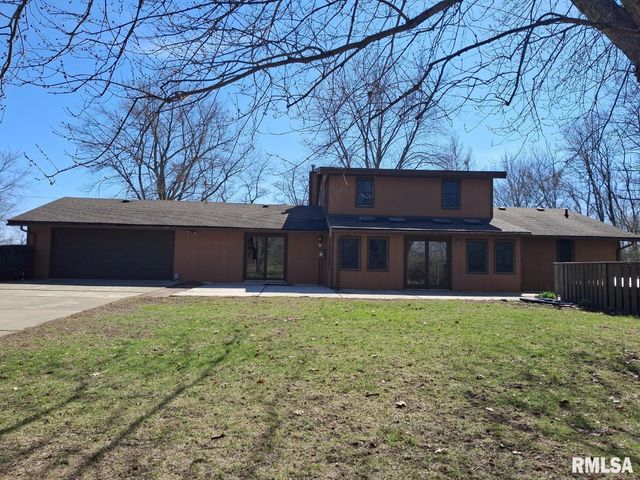 23074 N CHEROKEE Road, Cuba, IL 61427