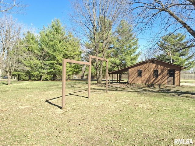 23074 N CHEROKEE Road, Cuba, IL 61427