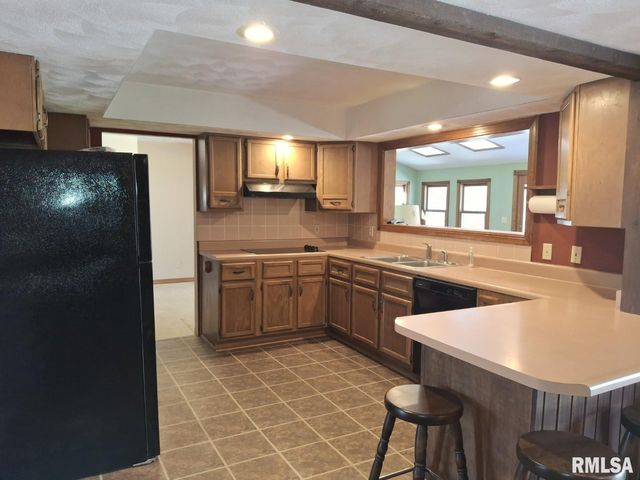 23074 N CHEROKEE Road, Cuba, IL 61427