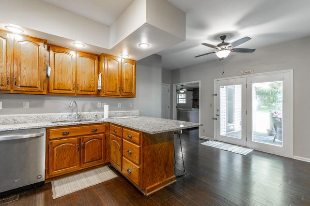 120 Merry Wood Drive, Rossville, GA 30741