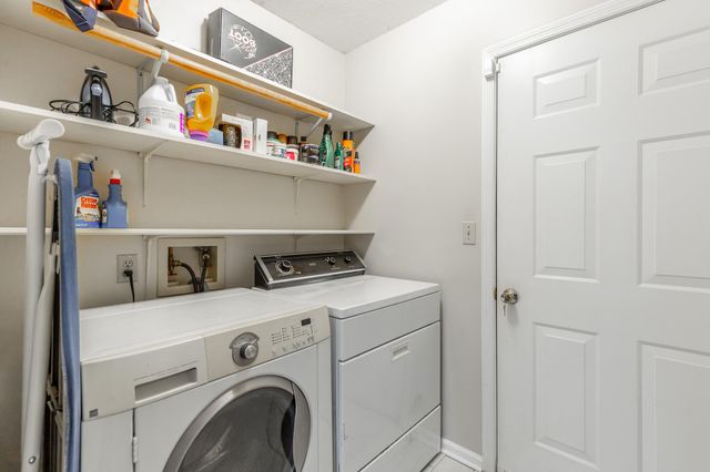 120 Merry Wood Drive, Rossville, GA 30741