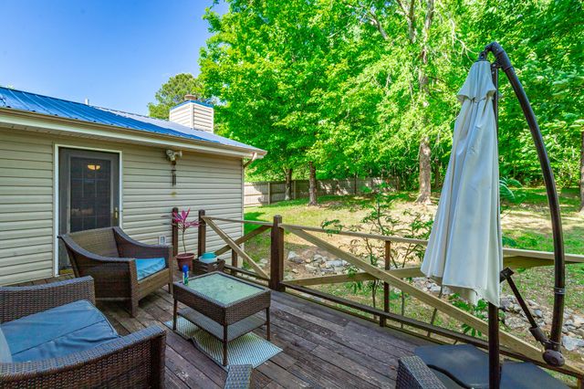 120 Merry Wood Drive, Rossville, GA 30741