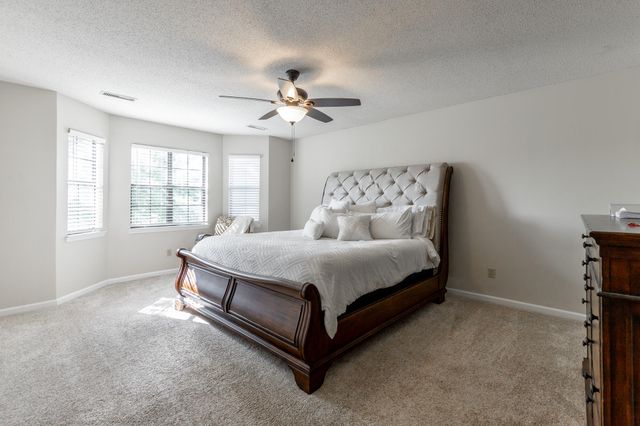 120 Merry Wood Drive, Rossville, GA 30741