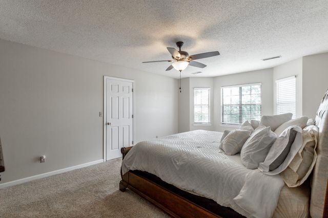 120 Merry Wood Drive, Rossville, GA 30741