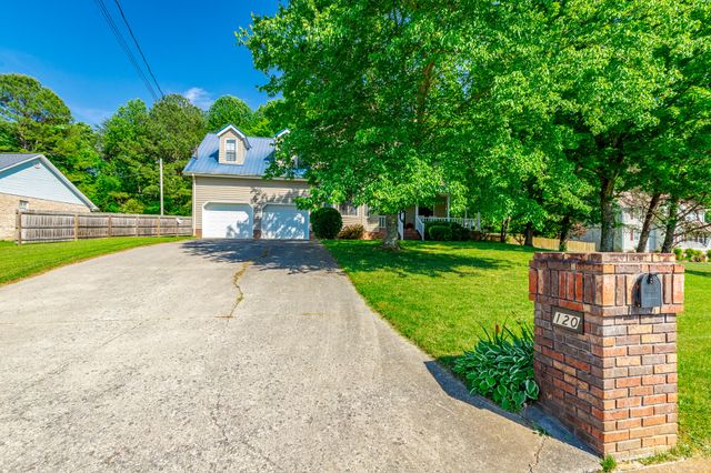 120 Merry Wood Drive, Rossville, GA 30741