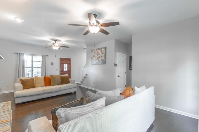 120 Merry Wood Drive, Rossville, GA 30741