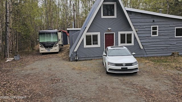 1500 W Melanie Avenue, Wasilla, AK 99654