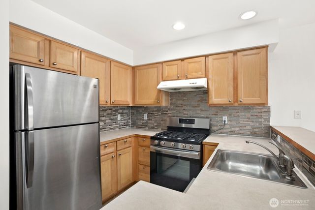 3308 S Holly Place, Seattle, WA 98118