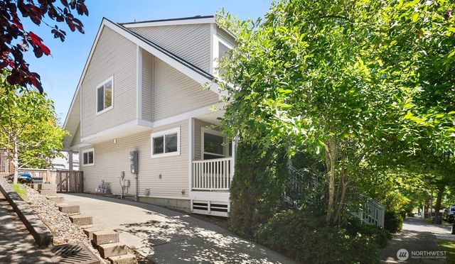 3308 S Holly Place, Seattle, WA 98118