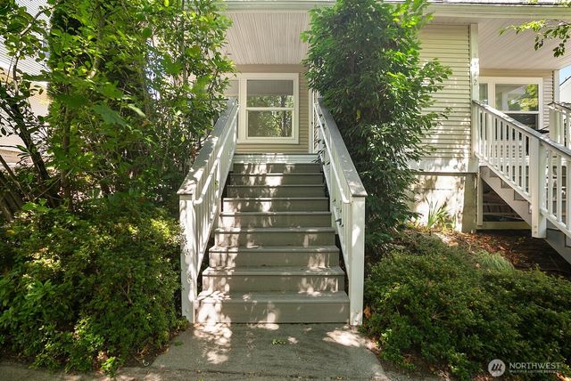 3308 S Holly Place, Seattle, WA 98118