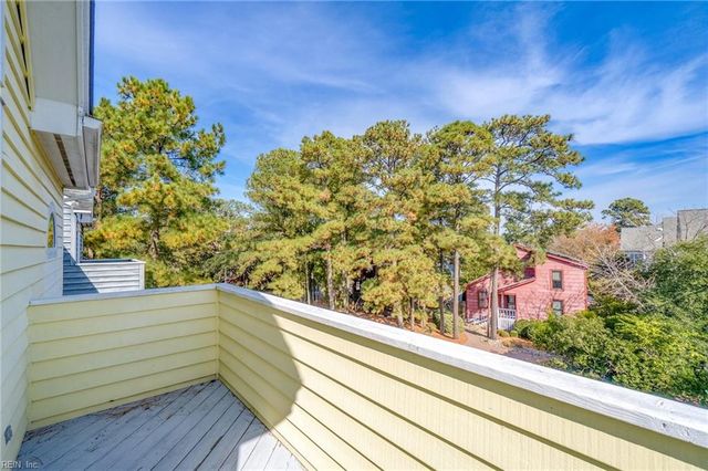 3911 Shady Oaks DR, Virginia Beach, VA 23455