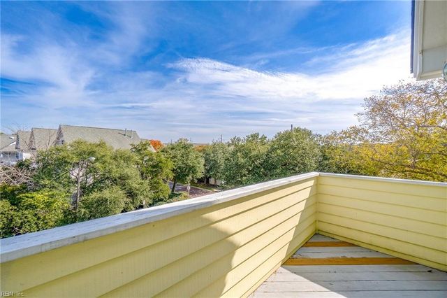 3911 Shady Oaks DR, Virginia Beach, VA 23455