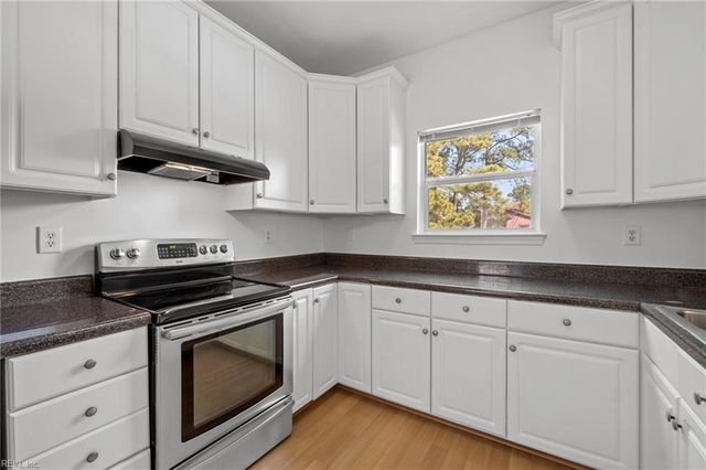 3911 Shady Oaks DR, Virginia Beach, VA 23455