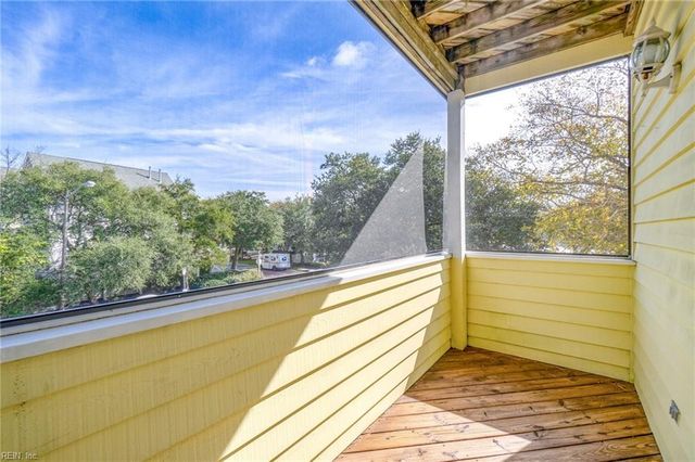 3911 Shady Oaks DR, Virginia Beach, VA 23455