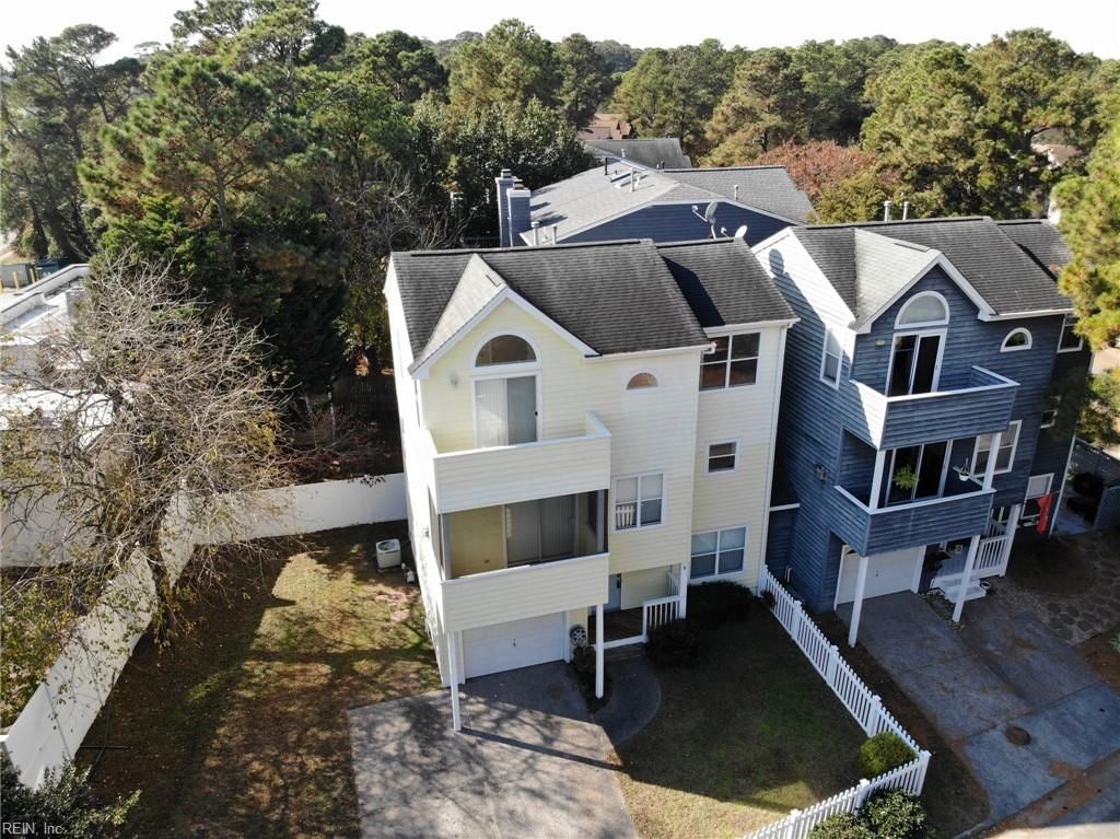 3911 Shady Oaks DR, Virginia Beach, VA 23455