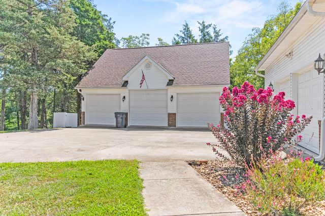 517 Colson Drive, Bronston, KY 42518