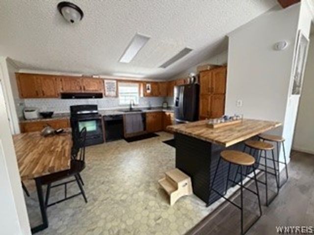 3622 Checkered Tavern Road, Hartland, NY 14094