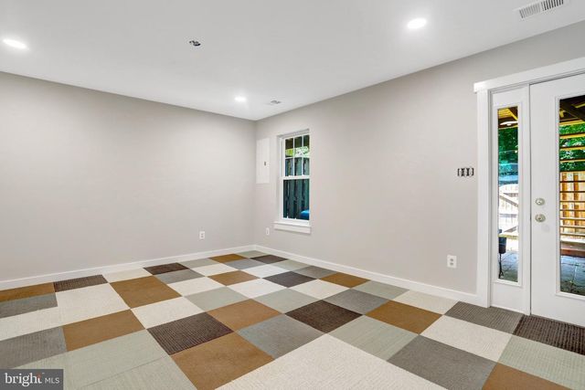 8322 LINDEN OAKS CT, Lorton, VA 22079