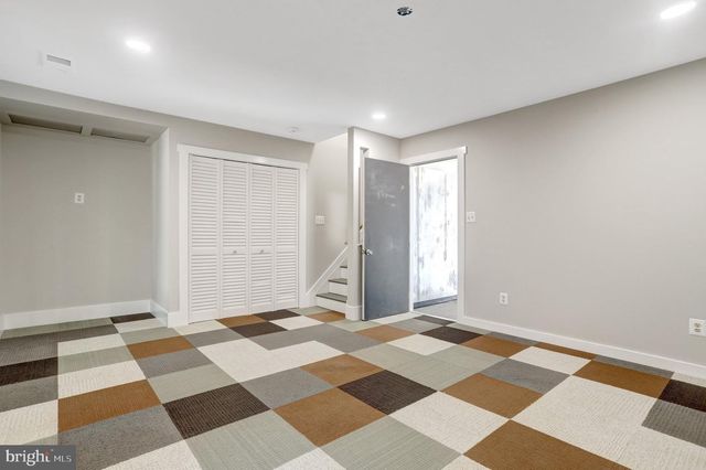 8322 LINDEN OAKS CT, Lorton, VA 22079
