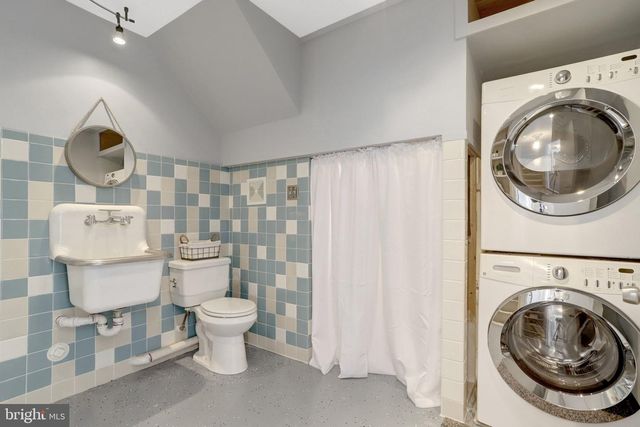 8322 LINDEN OAKS CT, Lorton, VA 22079