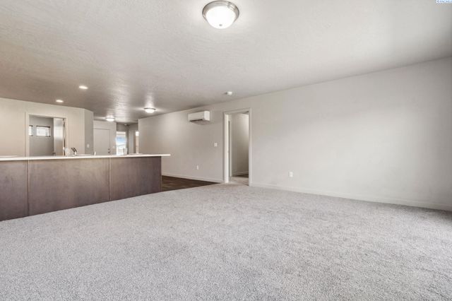 407 Dawson Lane, Pasco, WA 99301