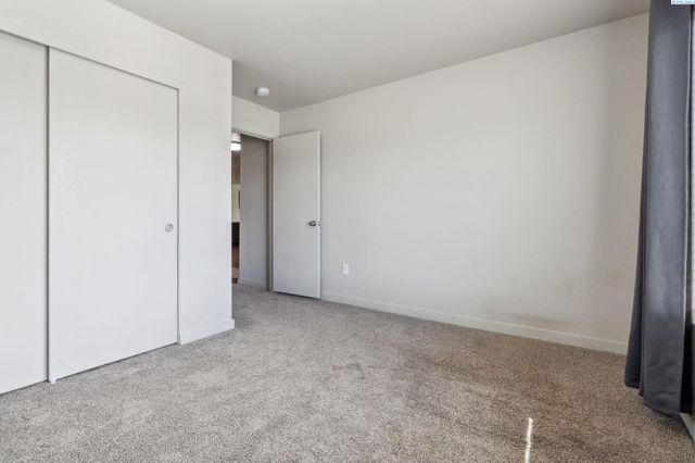 407 Dawson Lane, Pasco, WA 99301
