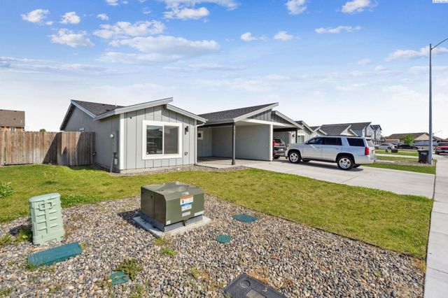 407 Dawson Lane, Pasco, WA 99301