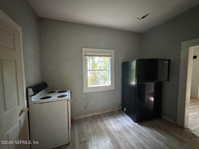 1361 W 13TH Street, Jacksonville, FL 32209