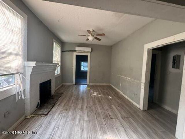 1361 W 13TH Street, Jacksonville, FL 32209