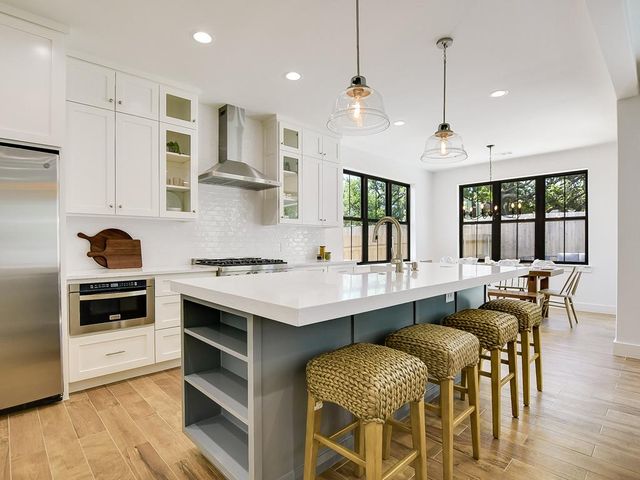 2403 Cherry Lane, Kingsland, TX 78639