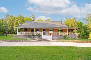 741 E WILKINS RD, Gladewater, TX 75647