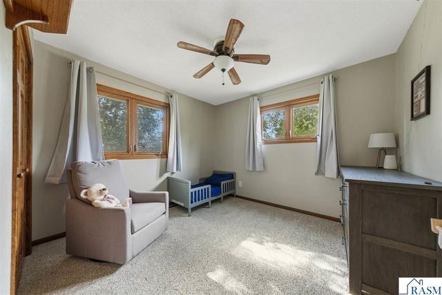 1552 Nottingham Drive, North Mankato, MN 56003