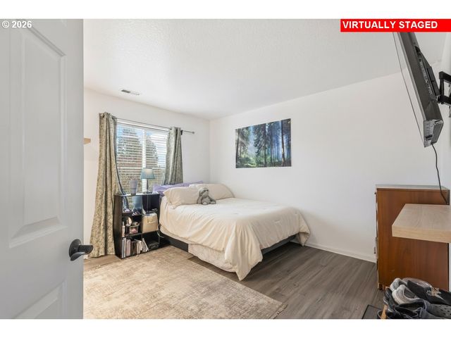 34826 EDNA BARR Ln, St Helens, OR 97051