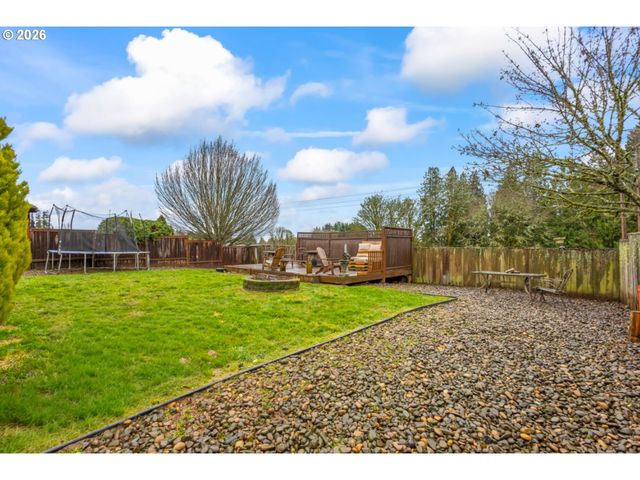 34826 EDNA BARR Ln, St Helens, OR 97051