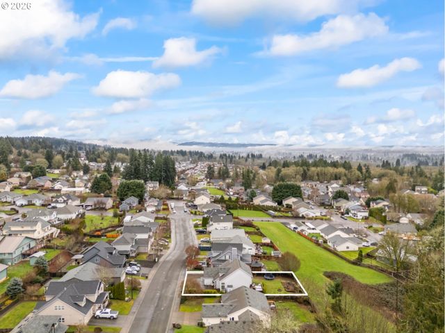 34826 EDNA BARR Ln, St Helens, OR 97051