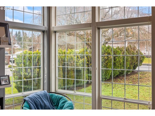 34826 EDNA BARR Ln, St Helens, OR 97051