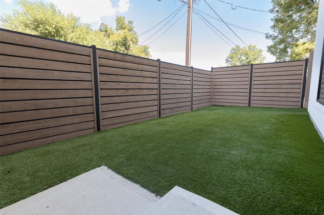1206 Hamblen Street, Houston, TX 77009