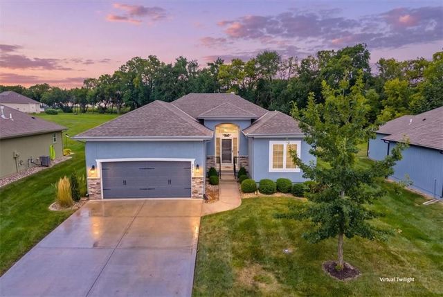 2005 Creek View Lane, Raymore, MO 64083