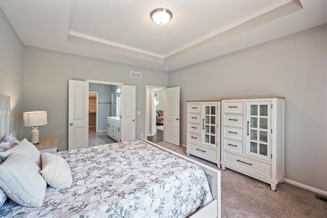 2005 Creek View Lane, Raymore, MO 64083