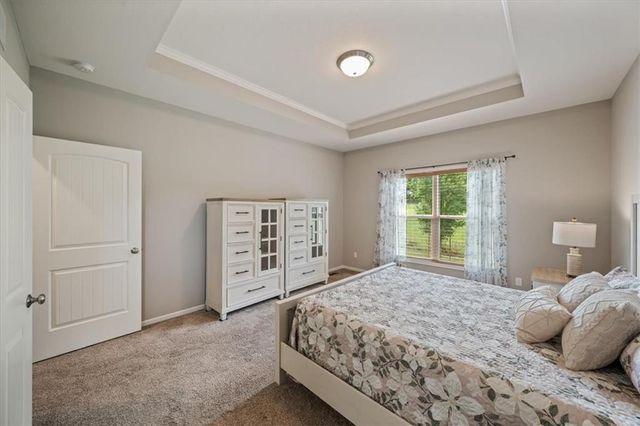 2005 Creek View Lane, Raymore, MO 64083