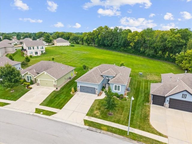 2005 Creek View Lane, Raymore, MO 64083