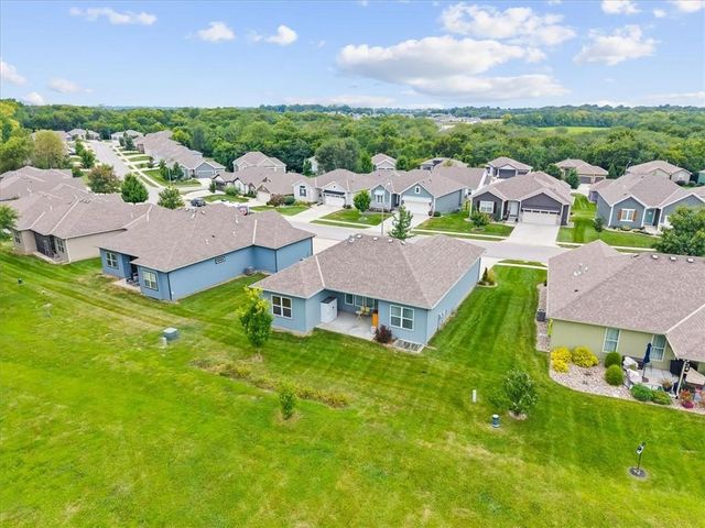 2005 Creek View Lane, Raymore, MO 64083