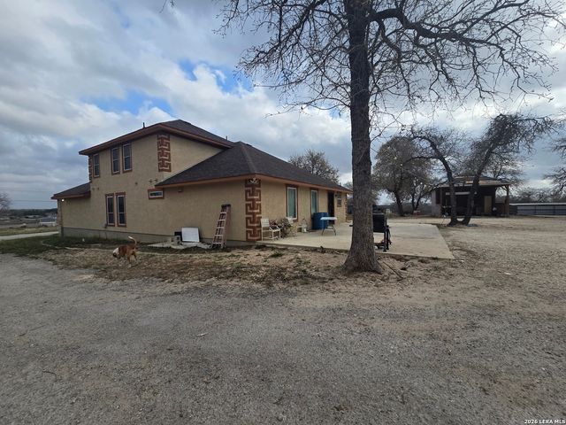 420 Highlands, Poteet, TX 78065