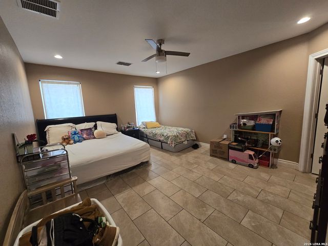 420 Highlands, Poteet, TX 78065