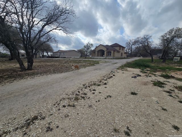 420 Highlands, Poteet, TX 78065