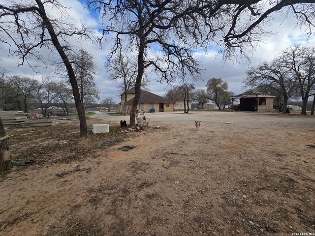 420 Highlands, Poteet, TX 78065