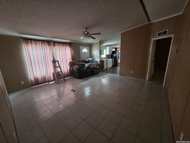 420 Highlands, Poteet, TX 78065