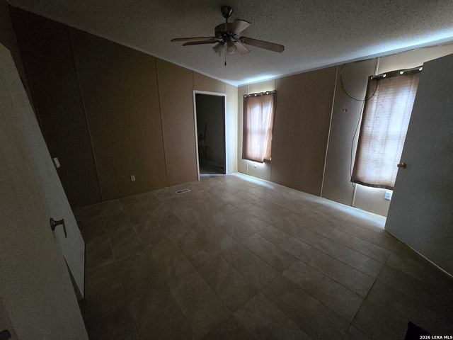 420 Highlands, Poteet, TX 78065