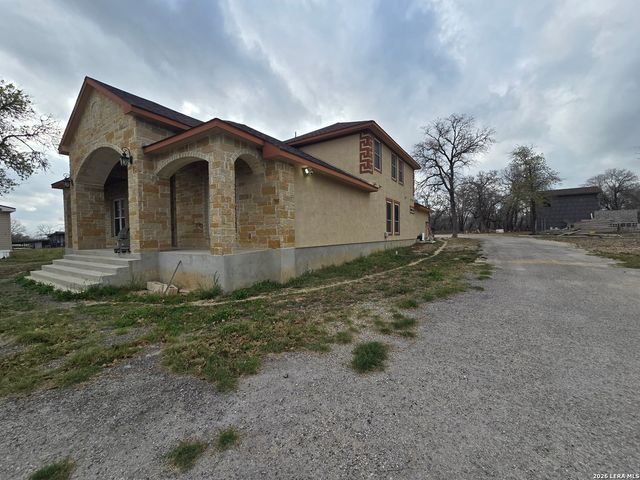 420 Highlands, Poteet, TX 78065